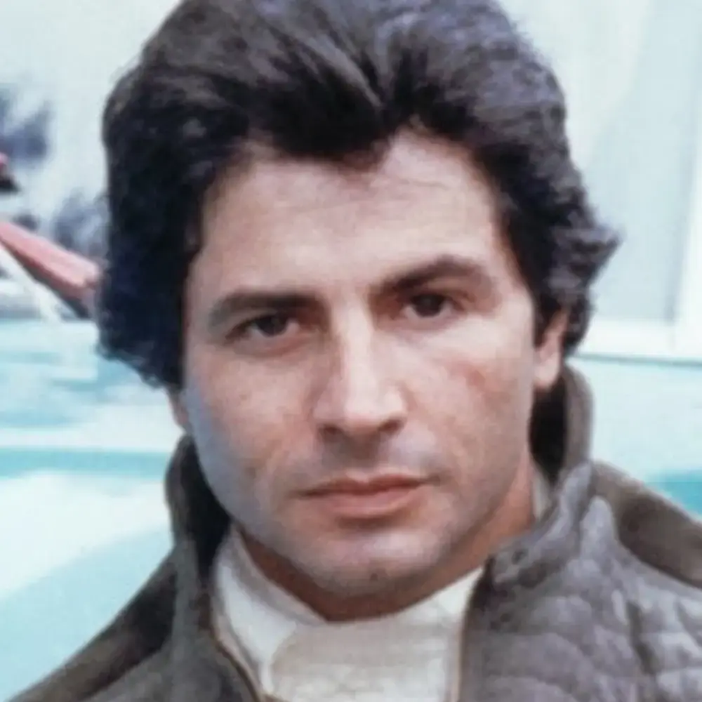 ROBERTO J. MOURAS