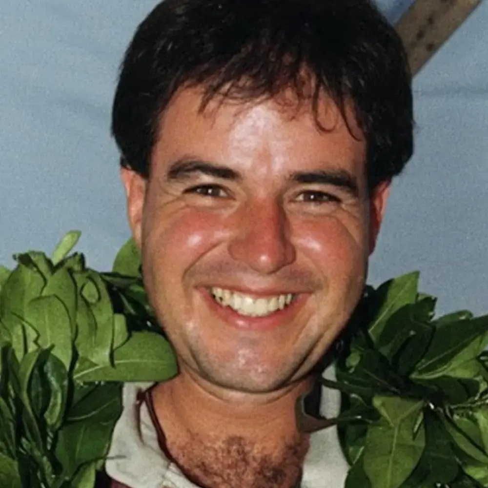 WALTER A. HERNÁNDEZ