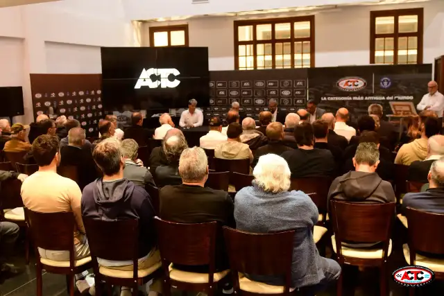 Asamblea en ACTC 4