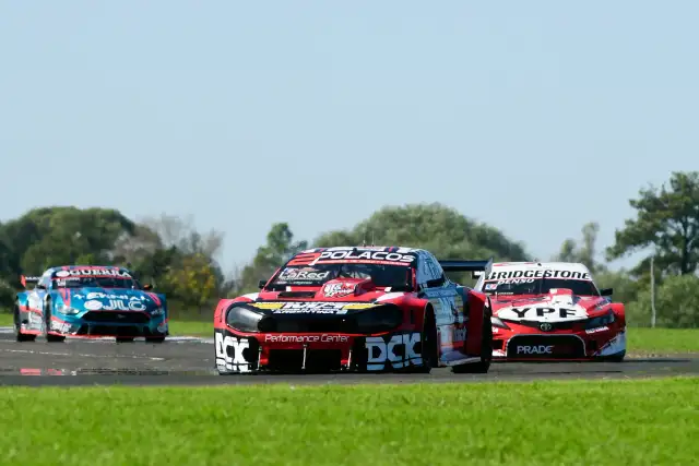 FECHA 10 - TC GP PARANA- MERCEDES BENZ CAMIONES 1