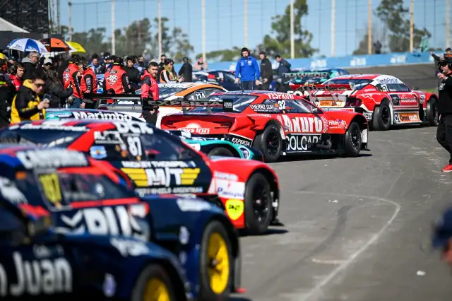 FECHA 10 - TC GP PARANA- MERCEDES BENZ CAMIONES 10