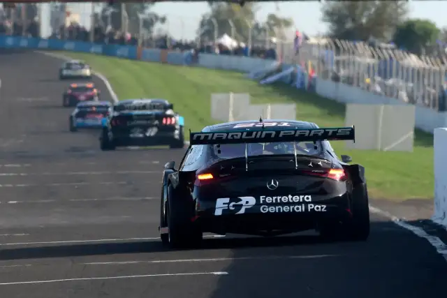 FECHA 10 - TC GP PARANA- MERCEDES BENZ CAMIONES 13