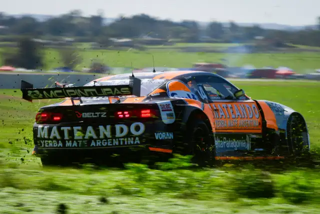 FECHA 10 - TC GP PARANA- MERCEDES BENZ CAMIONES 27
