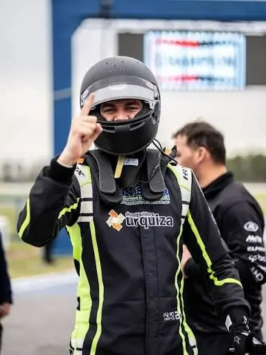 Festeja Paraná: pole para Arrias