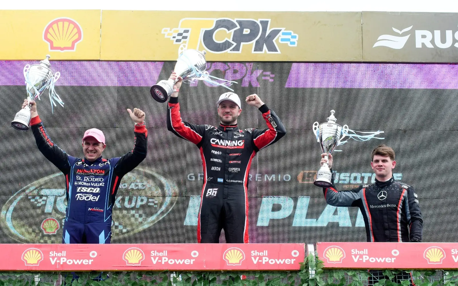Canapino, triunfo y punta del campeonato