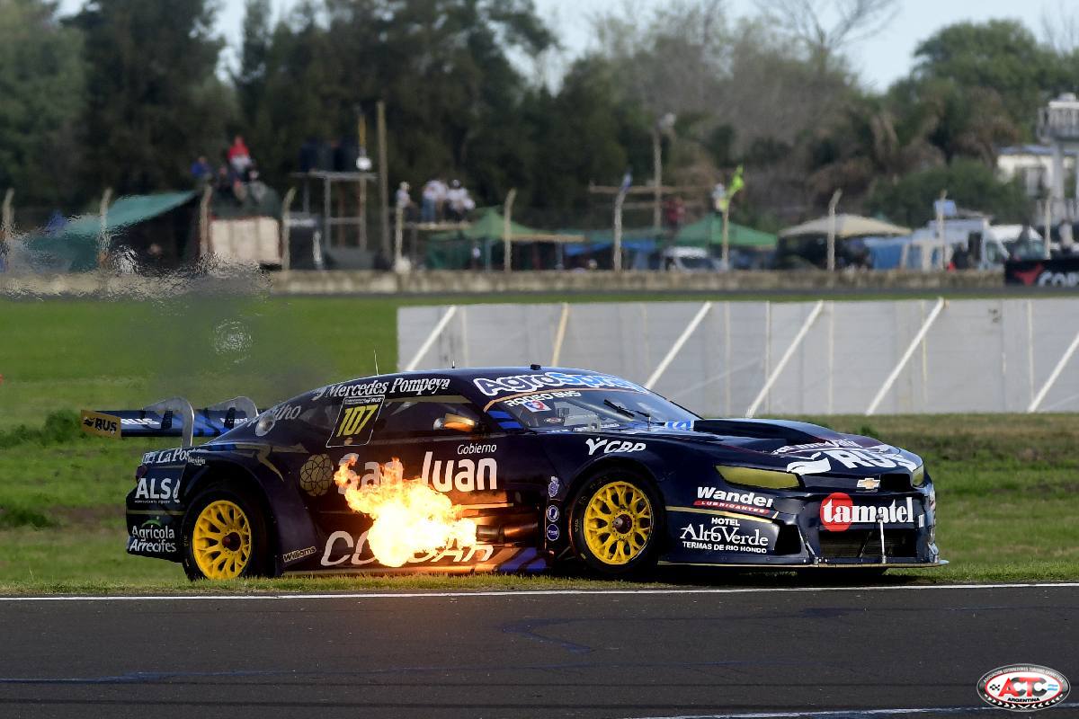 10ma. Fecha TC GP PARANA- MERCEDES BENZ CAMIONES 27