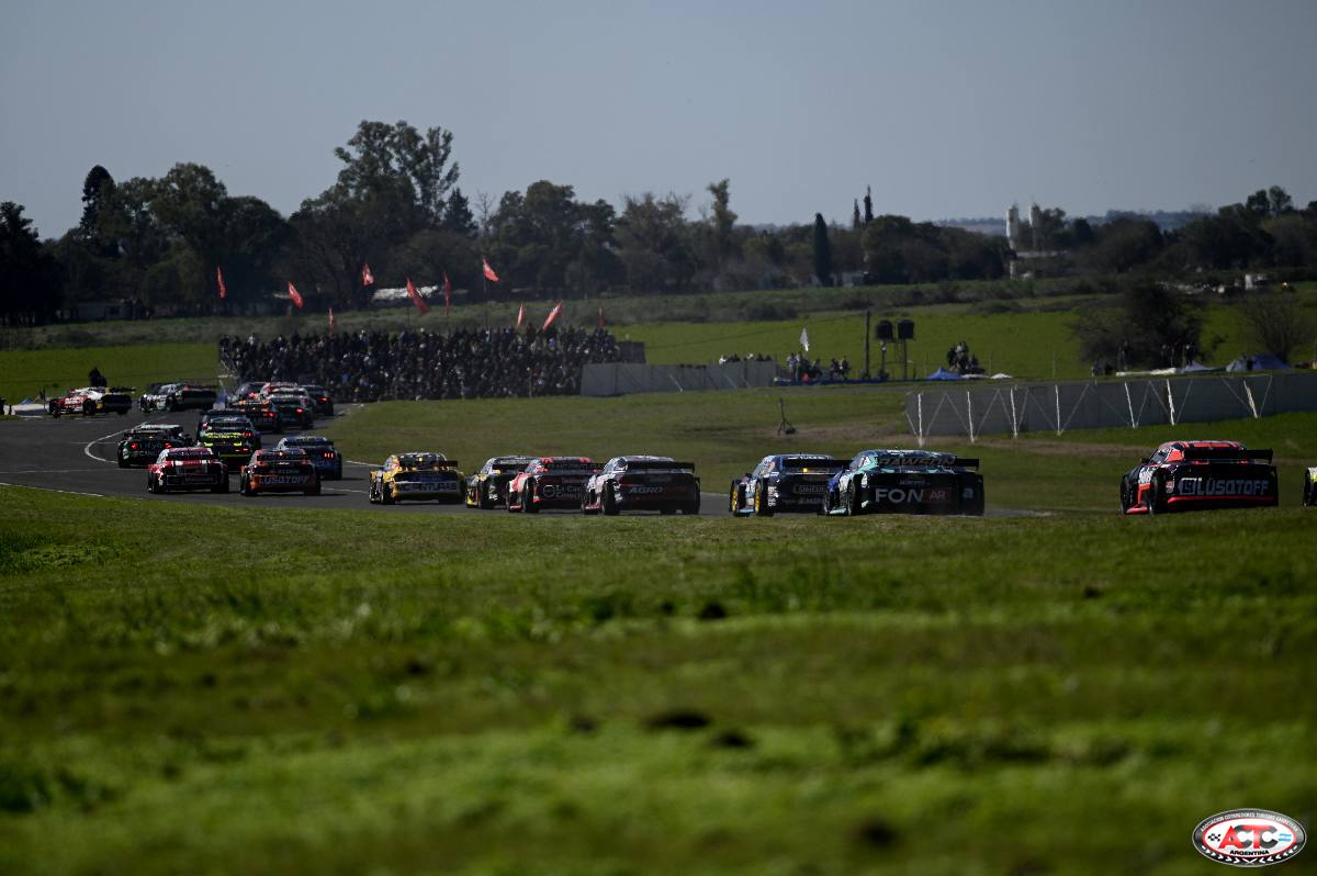 10ma. Fecha TC GP PARANA- MERCEDES BENZ CAMIONES 1