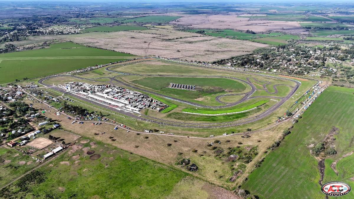 10ma. Fecha TC PISTA GP PARANA- MERCEDES BENZ CAMIONES 33