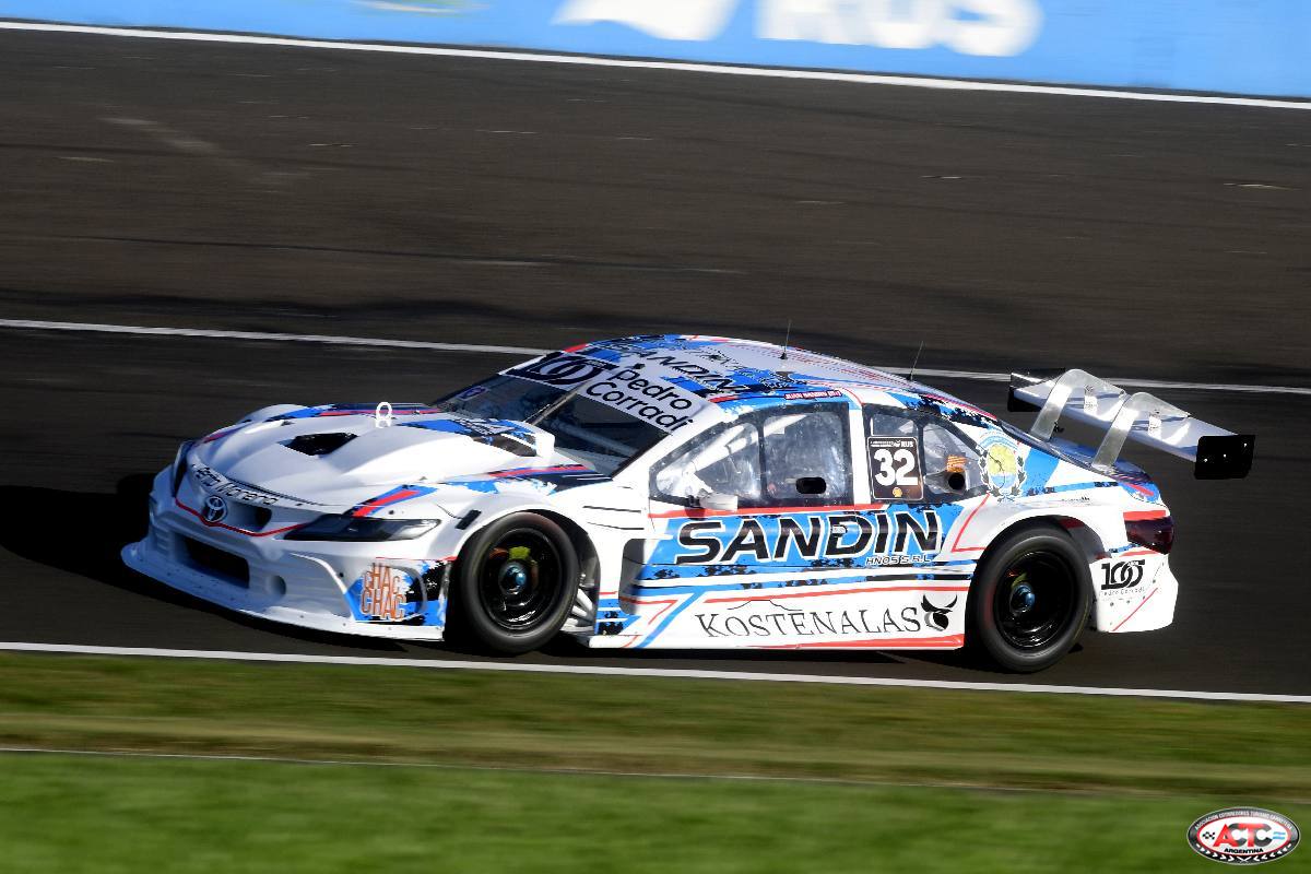 10ma. Fecha TC PISTA GP PARANA- MERCEDES BENZ CAMIONES 30