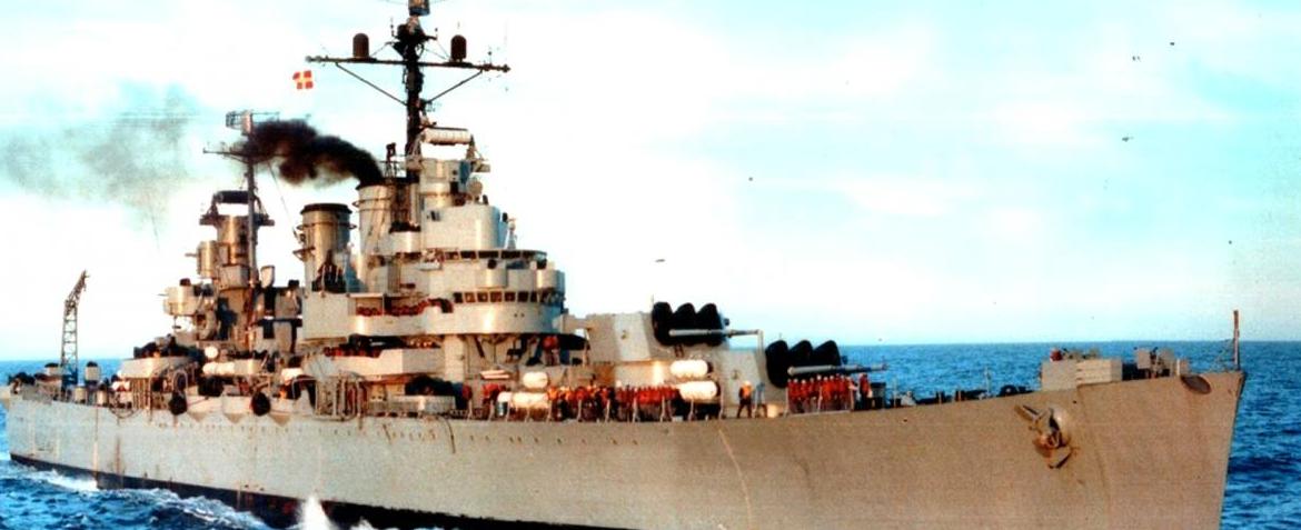 Homenaje a los miembros del Crucero Gral. Belgrano