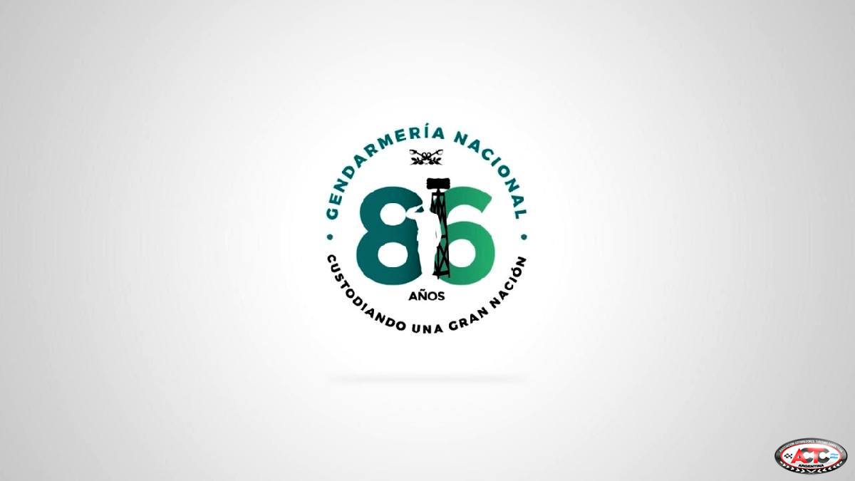 Acto en el aniversario de Gendarmería Nacional
