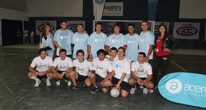 Jueves de fútbol solidario en Olavarría