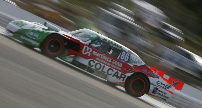Canapino a toda maquina